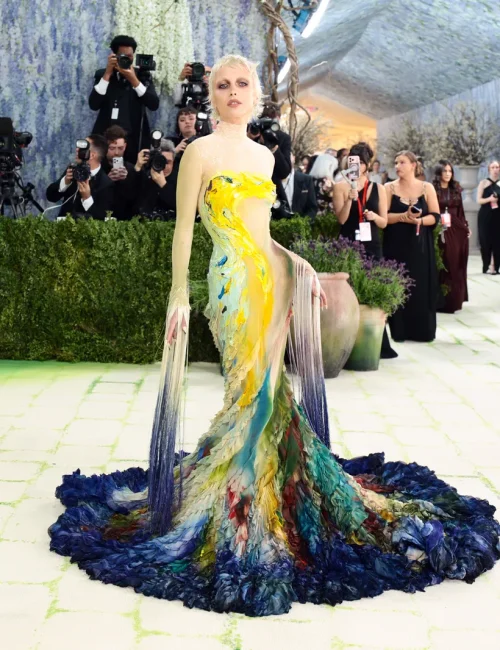 Met Gala 2026 «Costume Art»: Tα looks & όλα όσα πρέπει να γνωρίζετε
